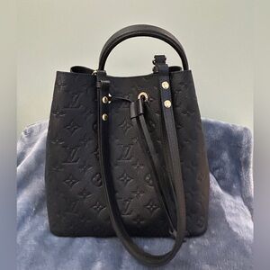 Louis Vuitton Black Leather Women's NeoNoe bucket  Bag